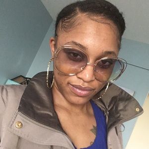 Meet your Posher, Arica